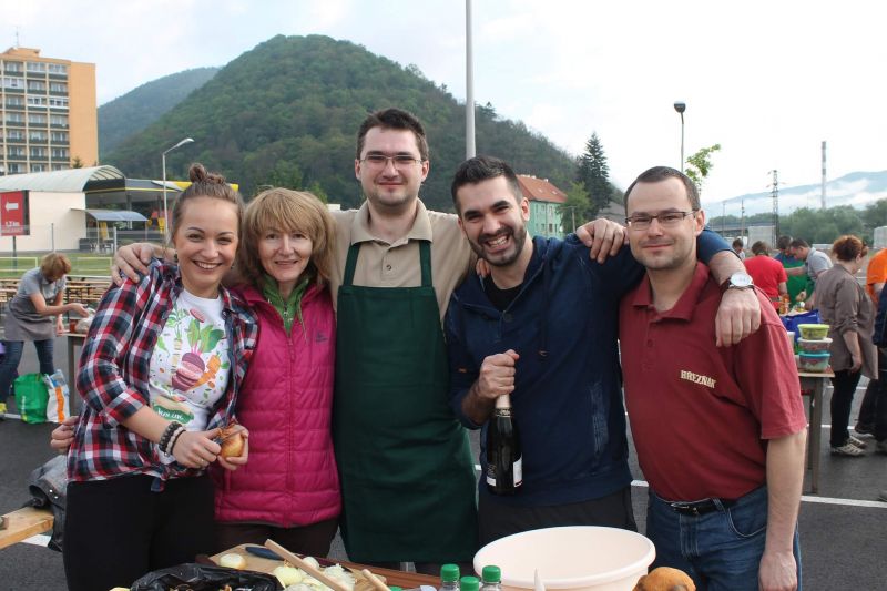 Tretia súťaž vo varení gulášu dopadla na jednotku